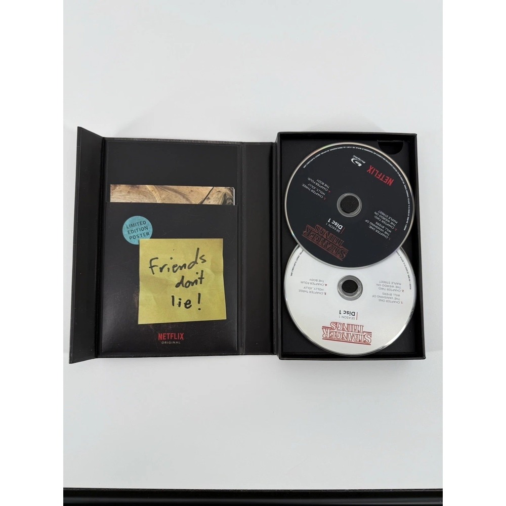 Stranger Things Season 1 DVD Target Exclusive (VHS Case) No Dust Cover - Picture 4 of 6